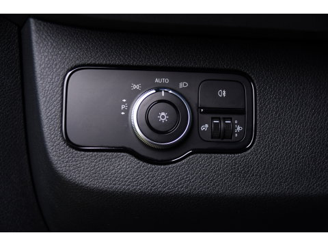 Mercedes-Benz Sprinter 314 2.2 CDI L2H2 RWD Black Edition Camera, Carplay, Sensoren, 143pk, Automaat, Trekhaak, 7'' Mbux, Uniek!