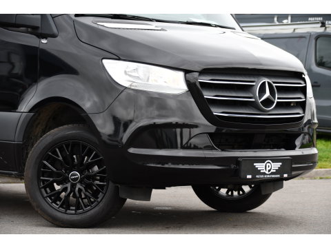 Mercedes-Benz Sprinter 314 2.2 CDI L2H2 RWD Black Edition Camera, Carplay, Sensoren, 143pk, Automaat, Trekhaak, 7'' Mbux, Uniek!