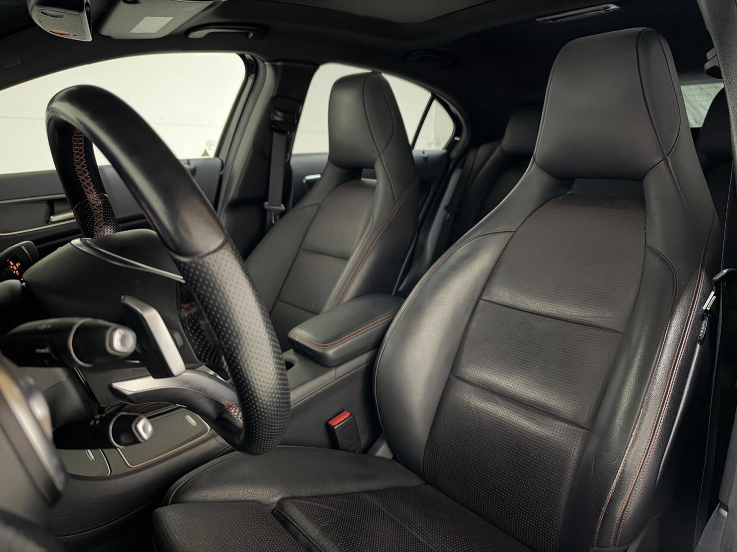 Mercedes-Benz A-Klasse AMG Pano Leer Memory Camera Cruise NAP