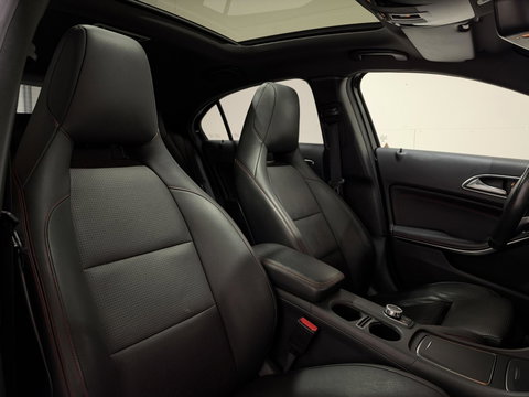 Mercedes-Benz A-Klasse AMG Pano Leer Memory Camera Cruise NAP