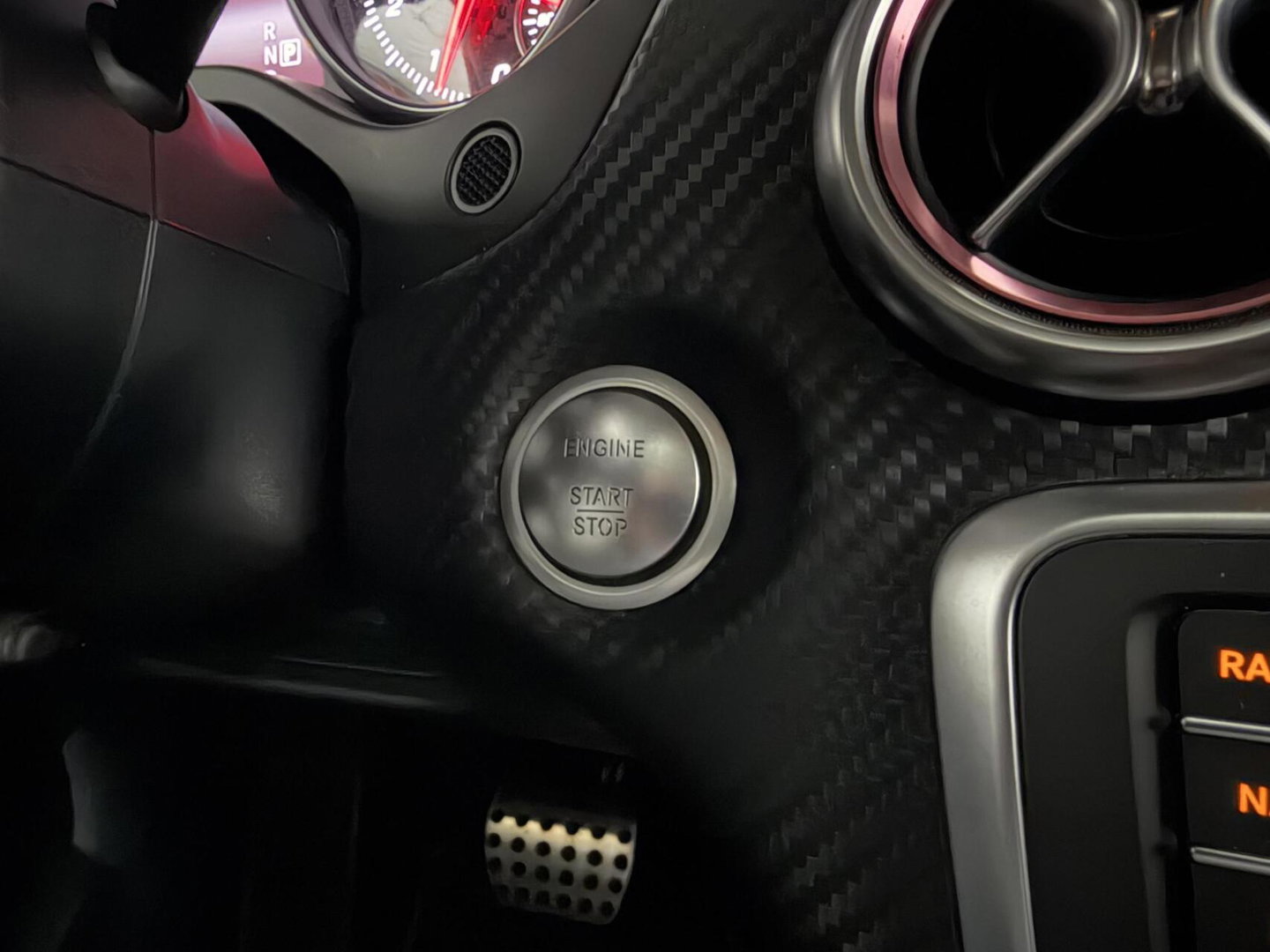 Mercedes-Benz A-Klasse AMG Pano Leer Memory Camera Cruise NAP