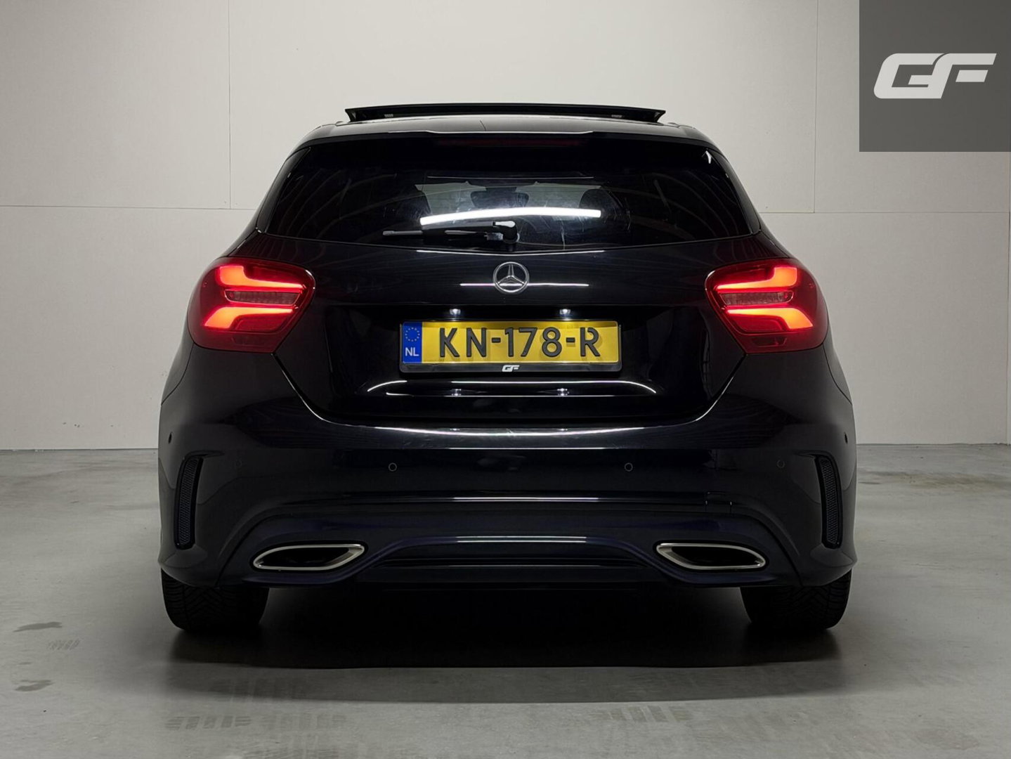 Mercedes-Benz A-Klasse AMG Pano Leer Memory Camera Cruise NAP
