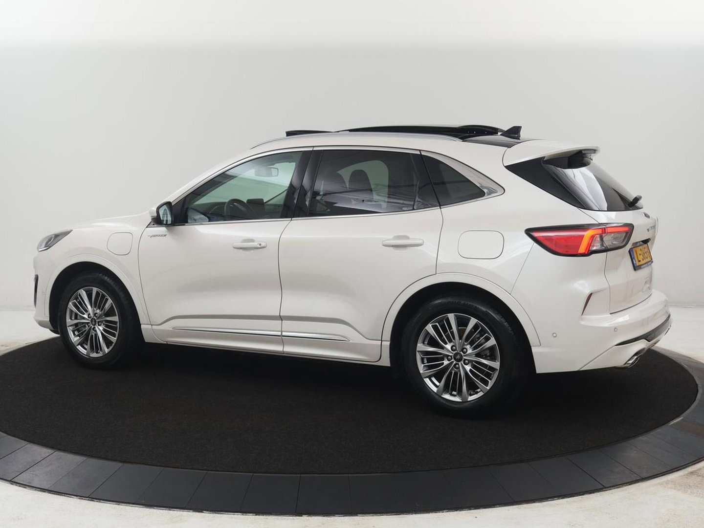 Ford Kuga 2.5 PHEV Vignale