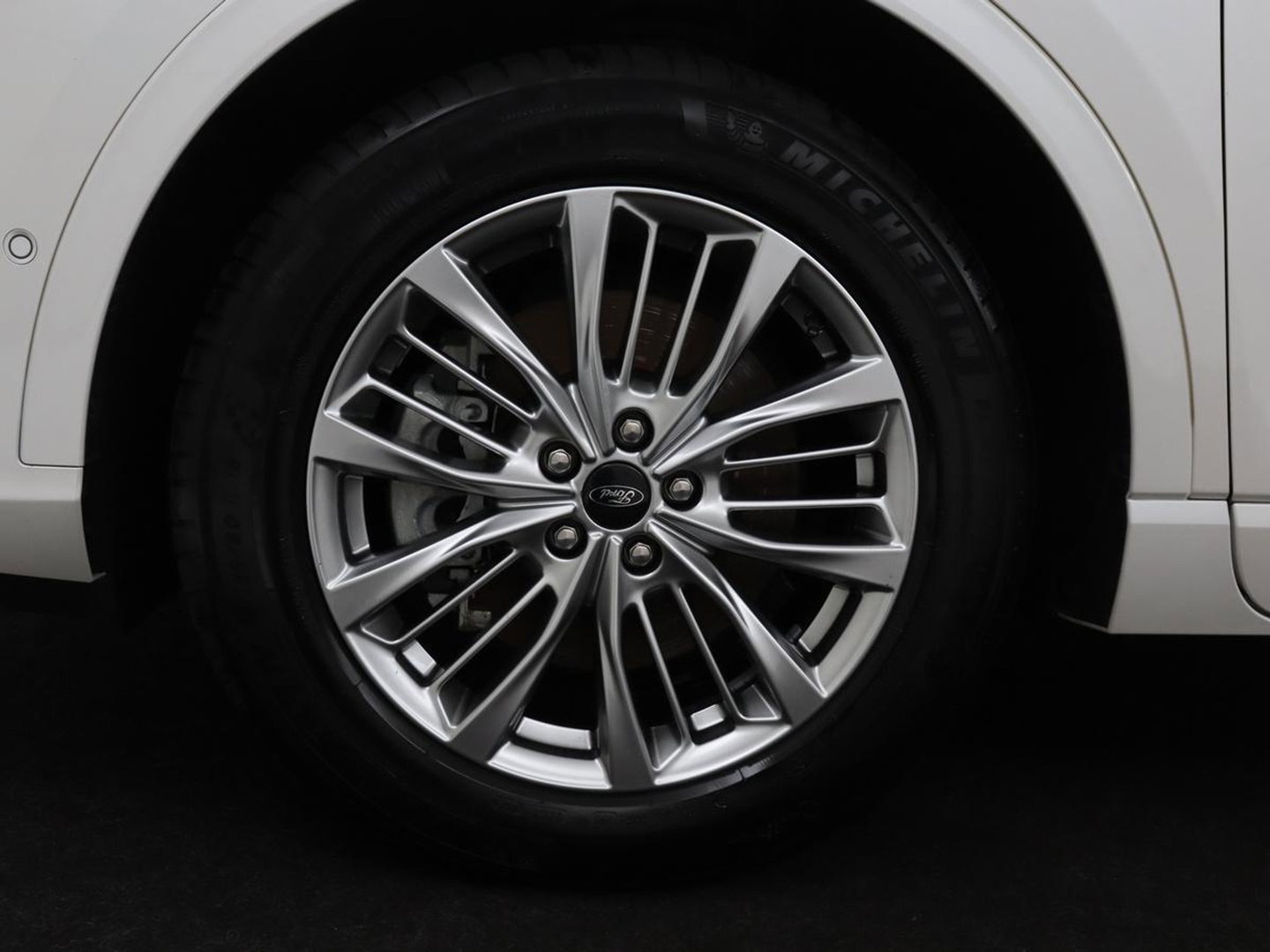 Ford Kuga 2.5 PHEV Vignale