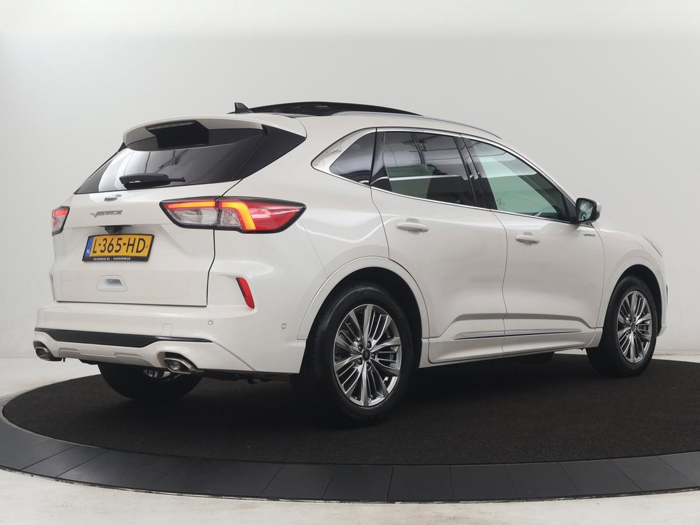 Ford Kuga 2.5 PHEV Vignale