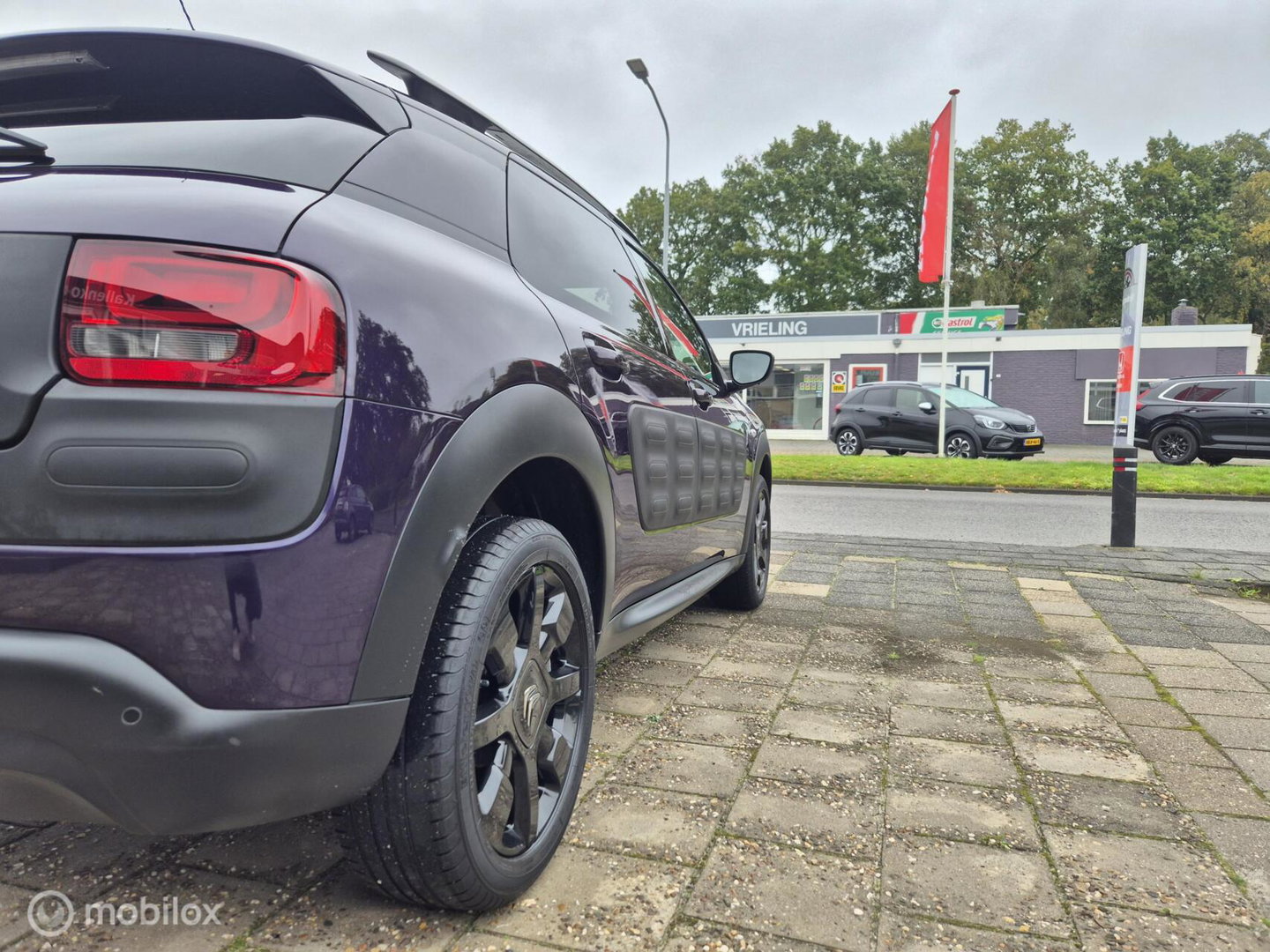 Citroën C4 Cactus 1.2 PureTech Shine, Automaat, Nieuwe DRiem