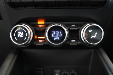 Renault Captur 1.6 E-Tech Plug-in Hybrid 160 Intens Full-led Stoel/stuur-verwarming Trekhaak
