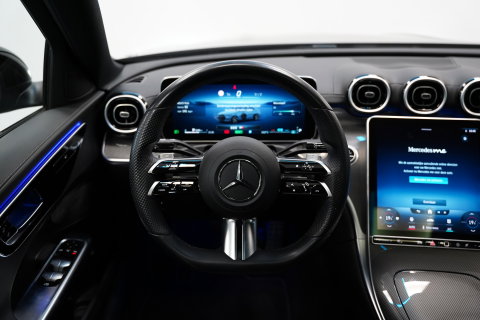 Mercedes-Benz C-Klasse 200 Launch Edition AMG Line Panoramadak Advance Sound Trekhaak Sfeerverlichting Trekhaak NAP!