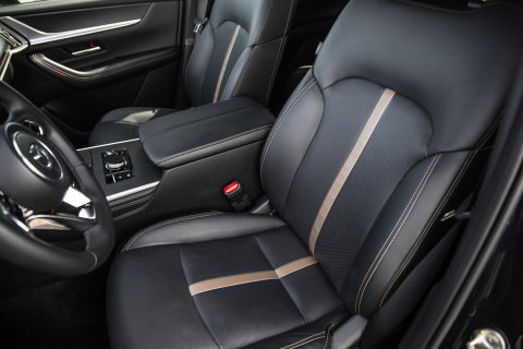 Mazda CX-60 2.5 e-SkyActiv PHEV Homura Plus PANORAMA DAK / CAMERA / CARPLAY / DEALER AUTO / STOELKOELING + VERWARMING
