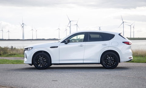 Mazda CX-60 2.5 e-SkyActiv PHEV Homura Plus PANORAMA DAK / CAMERA / CARPLAY / DEALER AUTO / STOELKOELING + VERWARMING