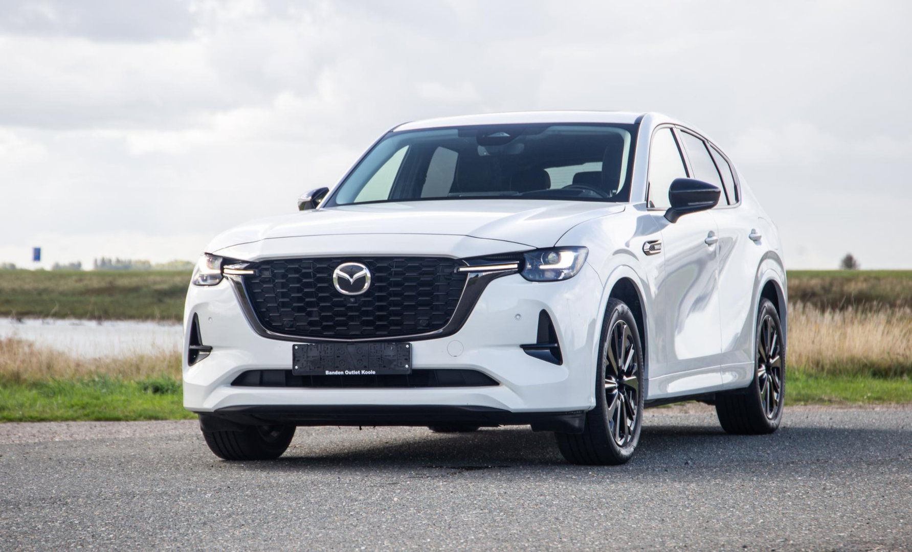 Mazda CX-60 2.5 e-SkyActiv PHEV Homura Plus PANORAMA DAK / CAMERA / CARPLAY / DEALER AUTO / STOELKOELING + VERWARMING