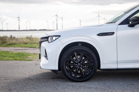 Mazda CX-60 2.5 e-SkyActiv PHEV Homura Plus PANORAMA DAK / CAMERA / CARPLAY / DEALER AUTO / STOELKOELING + VERWARMING