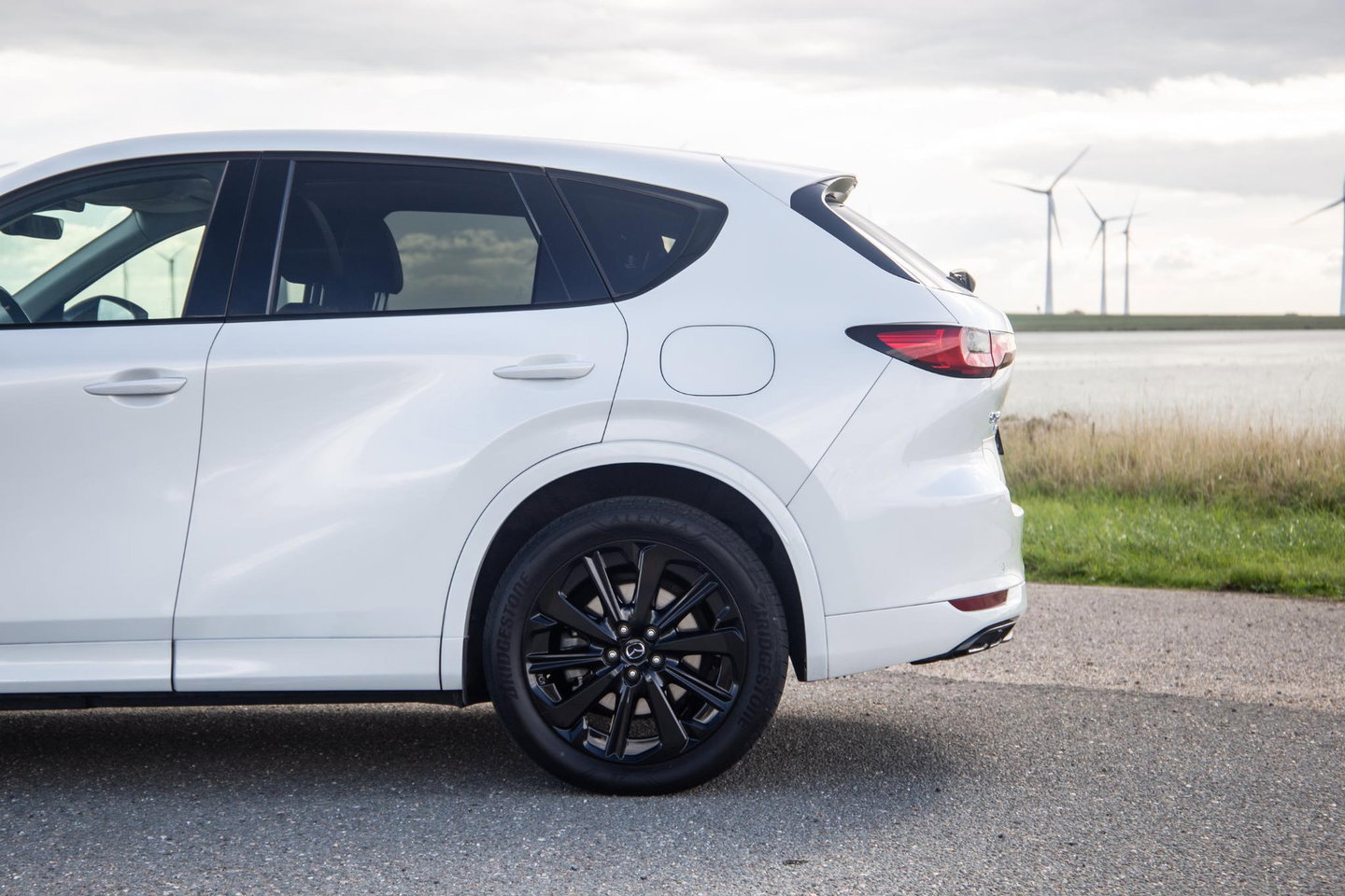 Mazda CX-60 2.5 e-SkyActiv PHEV Homura Plus PANORAMA DAK / CAMERA / CARPLAY / DEALER AUTO / STOELKOELING + VERWARMING