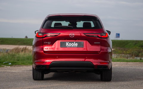 Mazda CX-60 2.5 e-SkyActiv PHEV Homura Plus PANORAMA / 360 CAMERA / STOELVERWARMING + KOELING / CARPLAY / ADAPTIVE CRUISE