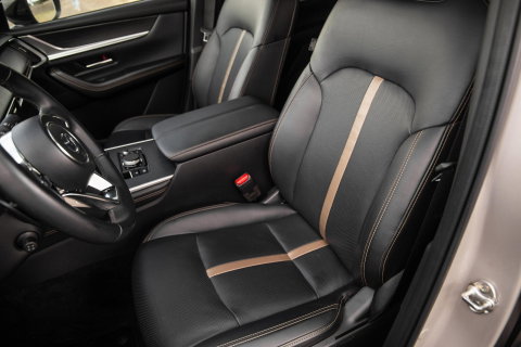 Mazda CX-60 2.5 e-SkyActiv PHEV Homura CAMERA / STOELVERWARMING + KOELING / CARPLAY / ADAPTIVE CRUISE