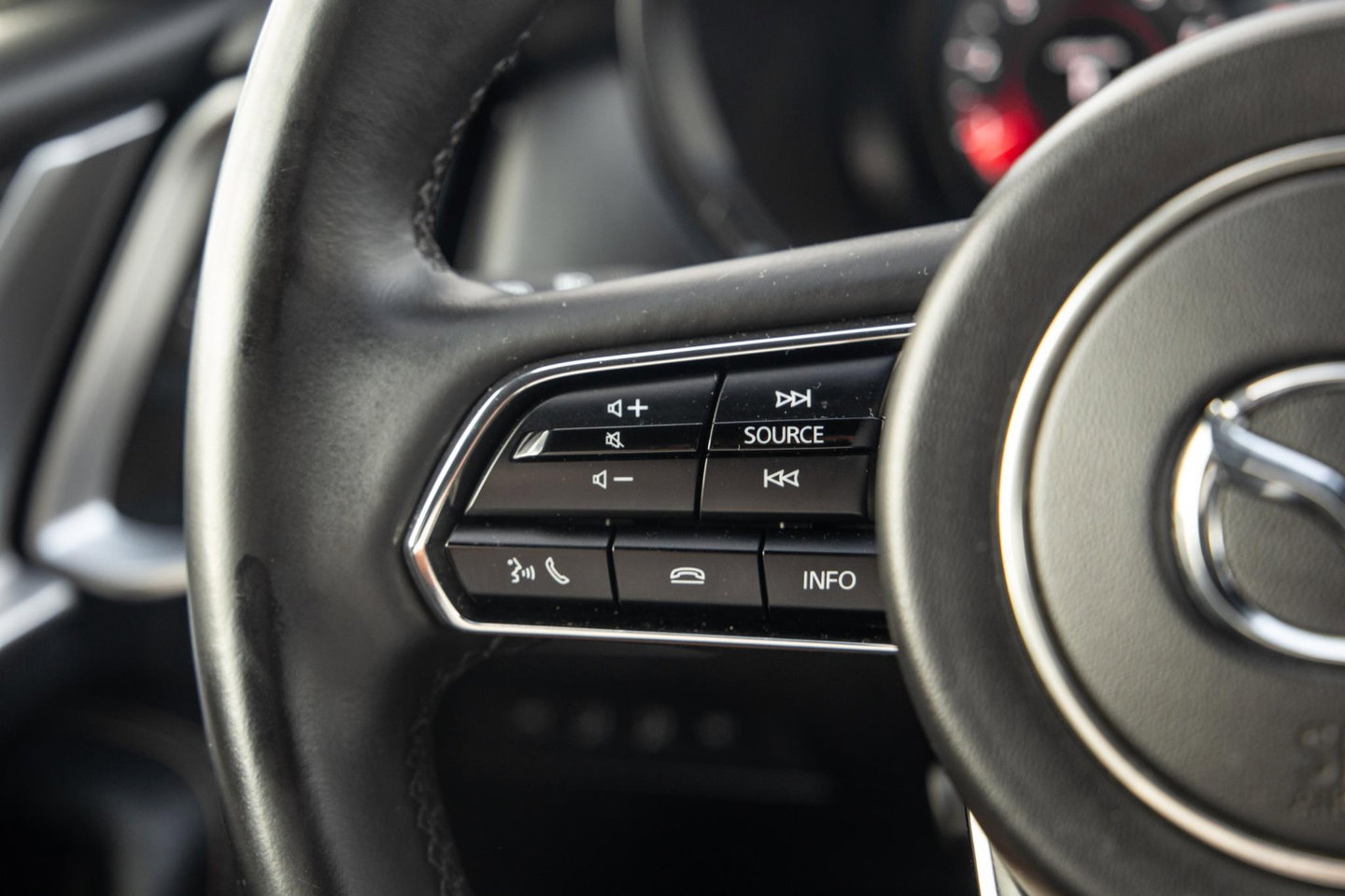 Mazda CX-60 2.5 e-SkyActiv PHEV Homura CAMERA / STOELVERWARMING + KOELING / CARPLAY / ADAPTIVE CRUISE