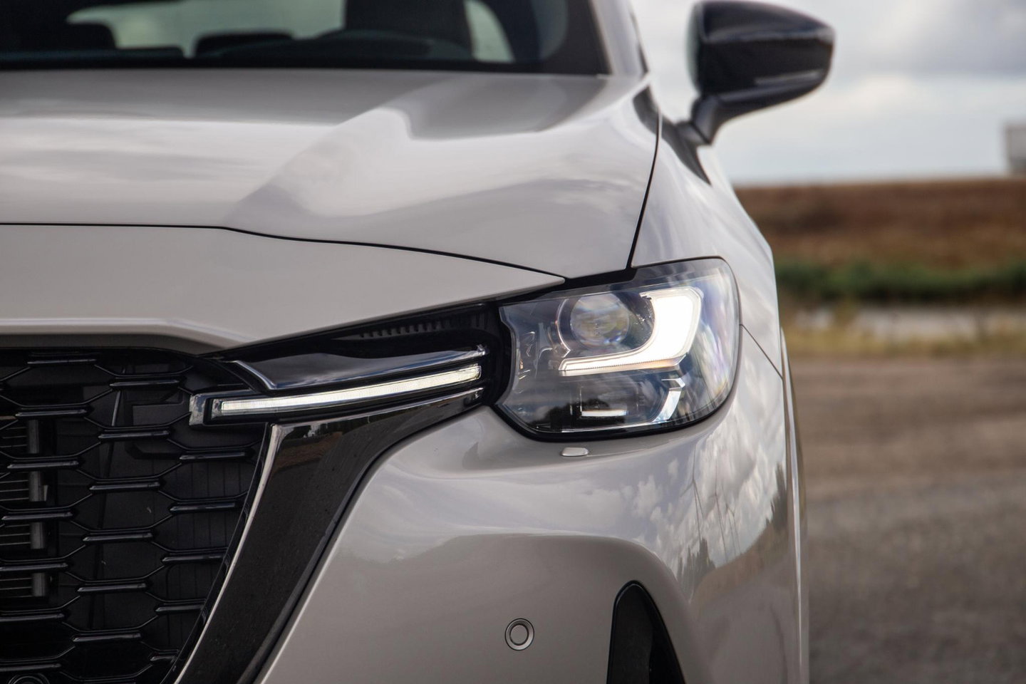 Mazda CX-60 2.5 e-SkyActiv PHEV Homura CAMERA / STOELVERWARMING + KOELING / CARPLAY / ADAPTIVE CRUISE