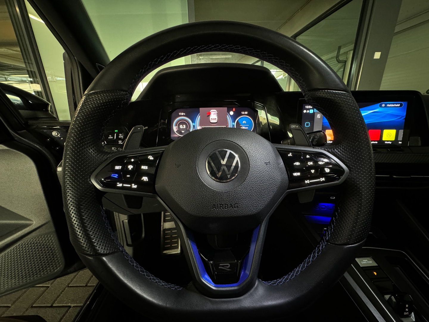 Volkswagen Golf 2.0 TSI R 4Motion Pano|Harman Kardon|Camera|Keyless