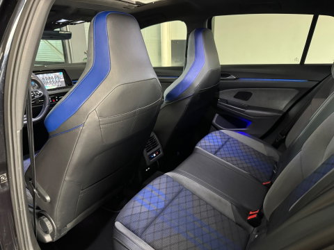 Volkswagen Golf 2.0 TSI R 4Motion Pano|Harman Kardon|Camera|Keyless