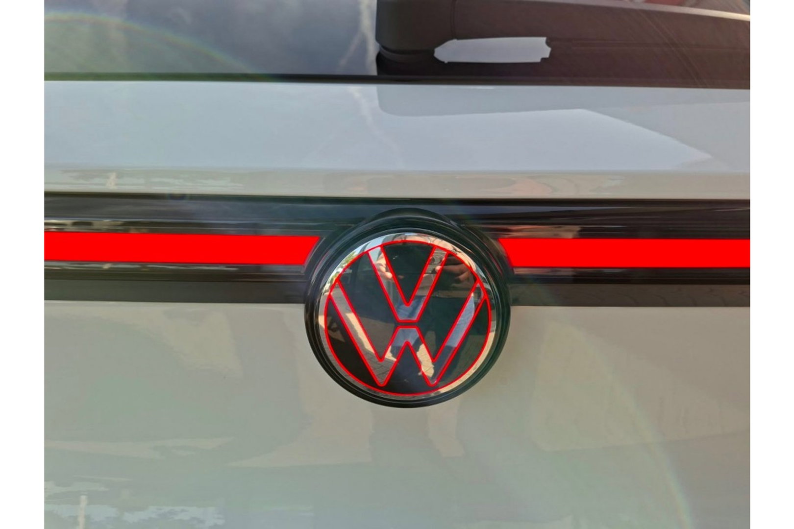 Volkswagen T-Roc 1.5 ETSI R-LINE FIRST AUTOMAAT NAVI LMV PDC-CAMERA WINTERPACK