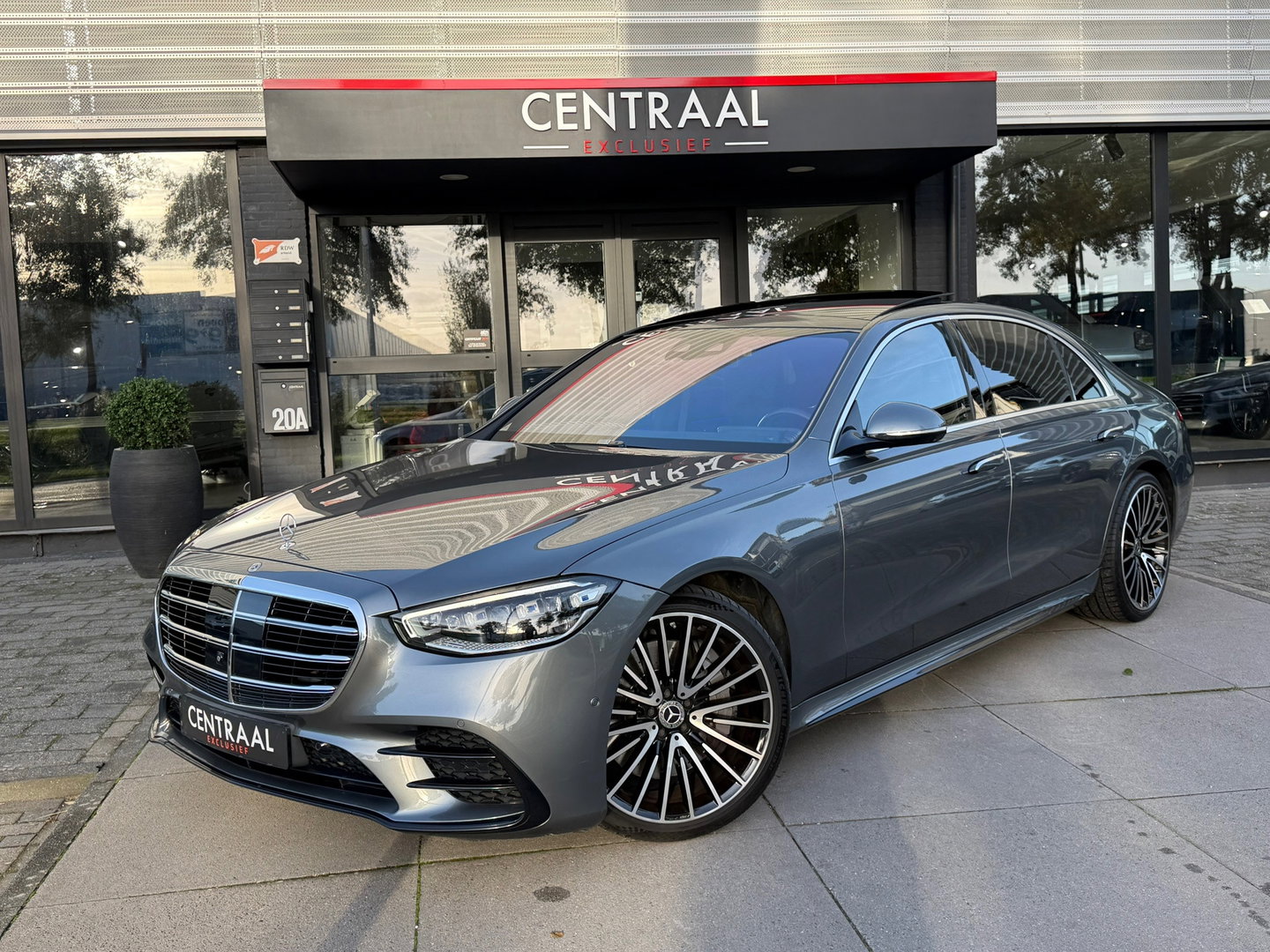 Mercedes-Benz S-Klasse 500 4MATIC Lang AMG Line Pano|Massage|Burmester|Memory|Carplay