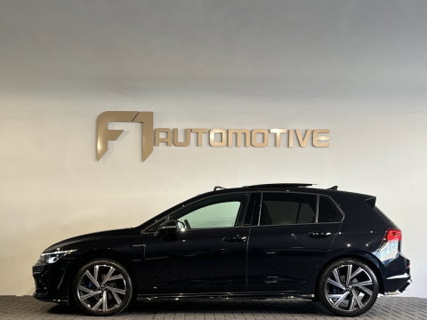 Volkswagen Golf 1.5 eTSI R-Line Pano|Keyless|ACC|Trekhaak|Lane Assist