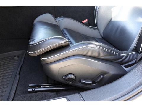 Volvo S60 2.0 T8 AWD Twin Engine R-Design PANO H&K KEYLESS