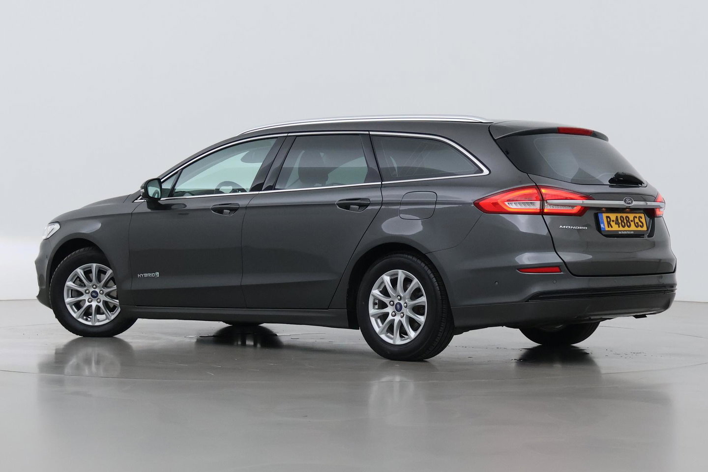 Ford Mondeo Wagon 2.0 IVCT HEV Titanium | ACC | BLIS | Camera | Keyless | Stoelverwarming | Adaptieve LED | Verwarmde voorruit | Parkeerassistent