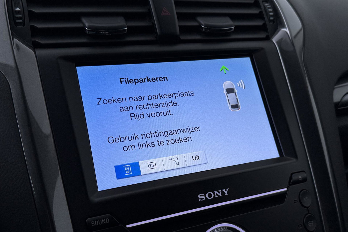 Ford Mondeo Wagon 2.0 IVCT HEV Titanium | ACC | BLIS | Camera | Keyless | Stoelverwarming | Adaptieve LED | Verwarmde voorruit | Parkeerassistent
