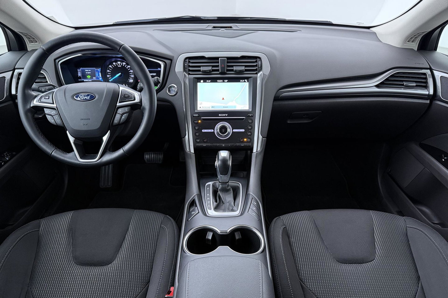 Ford Mondeo Wagon 2.0 IVCT HEV Titanium | ACC | BLIS | Camera | Keyless | Stoelverwarming | Adaptieve LED | Verwarmde voorruit | Parkeerassistent