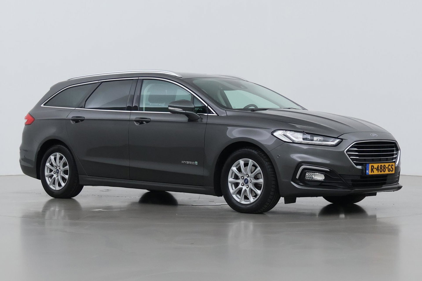 Ford Mondeo Wagon 2.0 IVCT HEV Titanium | ACC | BLIS | Camera | Keyless | Stoelverwarming | Adaptieve LED | Verwarmde voorruit | Parkeerassistent