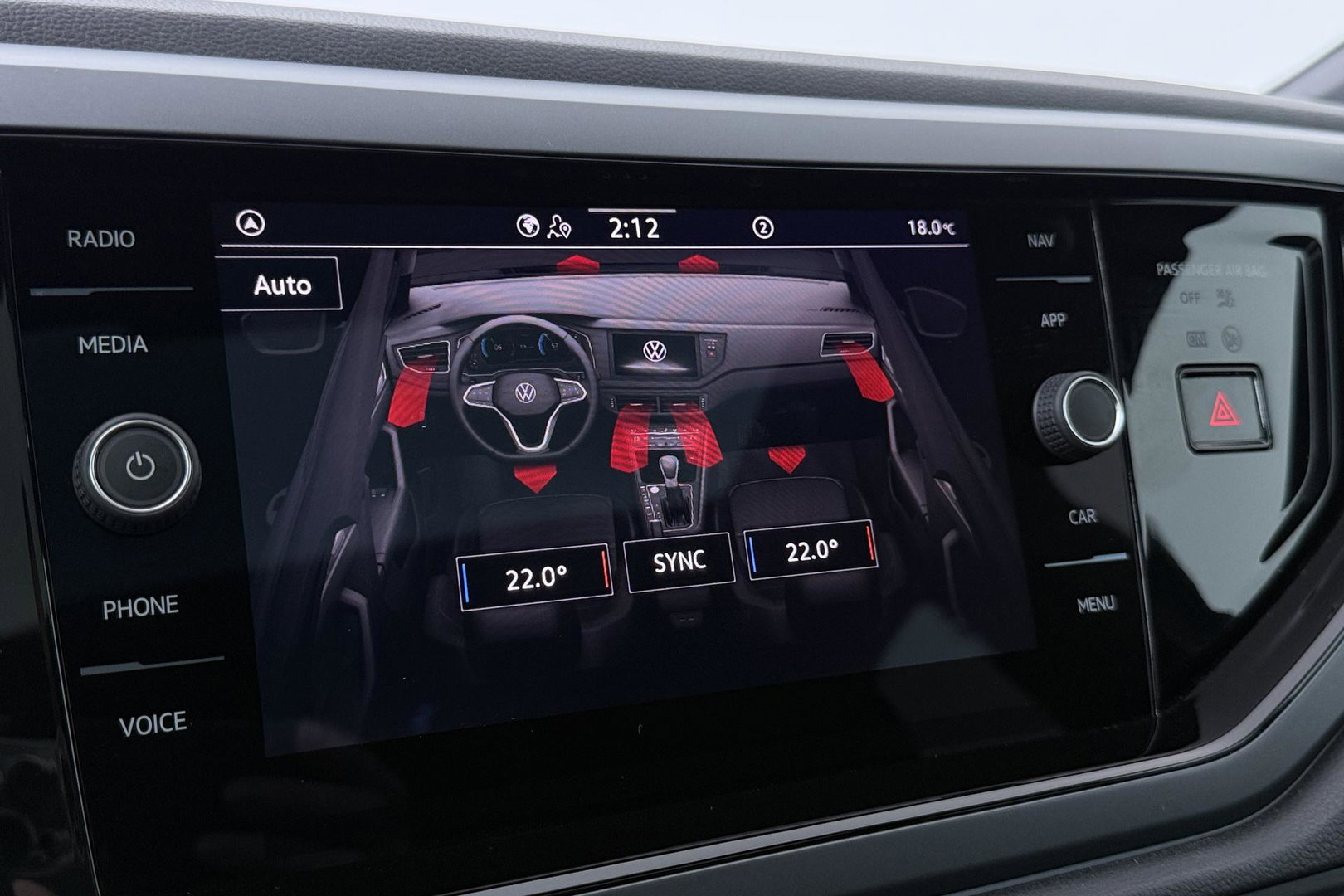 Volkswagen Taigo 1.0 TSI R-Line | ACC | Panoramadak | IQ.DRIVE | PDC V+A | Navigatie | Getint glas | LED