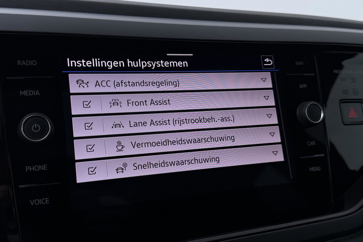 Volkswagen Taigo 1.0 TSI R-Line | ACC | Panoramadak | IQ.DRIVE | PDC V+A | Navigatie | Getint glas | LED