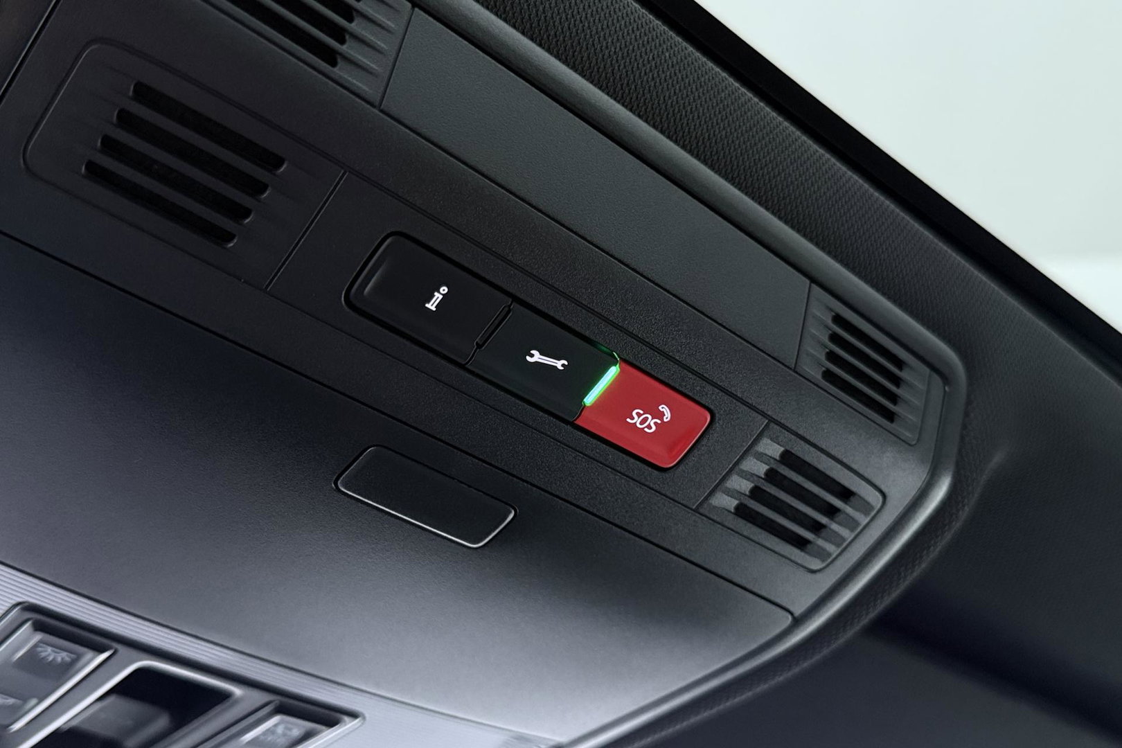 Volkswagen Taigo 1.0 TSI R-Line | ACC | Panoramadak | IQ.DRIVE | PDC V+A | Navigatie | Getint glas | LED