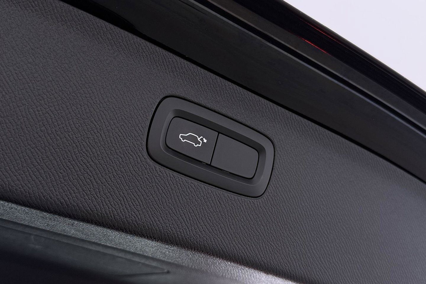 Volvo XC90 2.0 D4 Momentum | ACC | Camera | Park Assist | Stoelverwarming | Voorruitverwarming | Navigatie