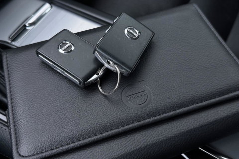 Volvo XC90 2.0 D4 Momentum | ACC | Camera | Park Assist | Stoelverwarming | Voorruitverwarming | Navigatie