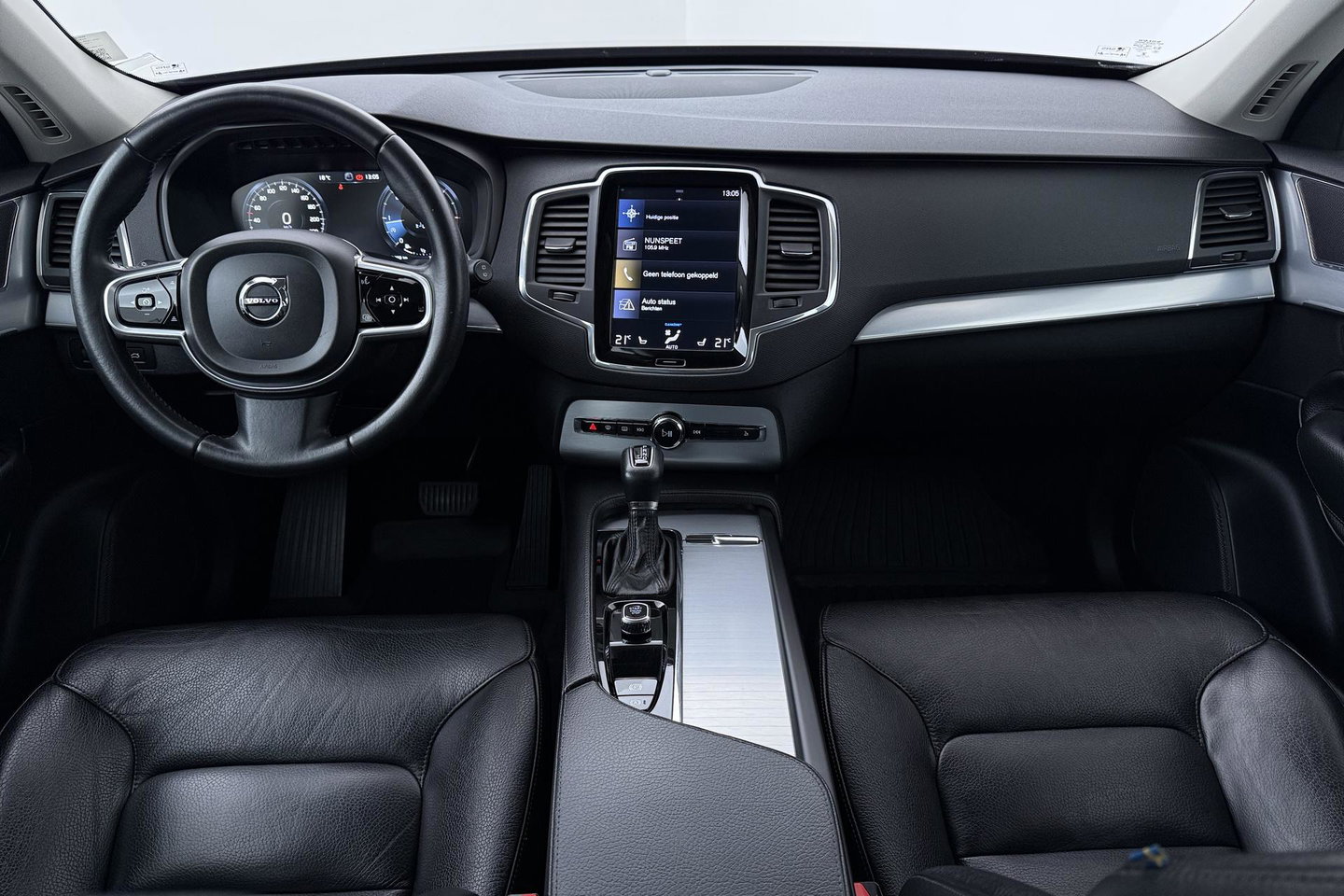 Volvo XC90 2.0 D4 Momentum | ACC | Camera | Park Assist | Stoelverwarming | Voorruitverwarming | Navigatie