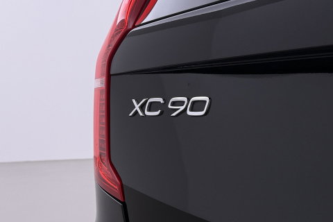 Volvo XC90 2.0 D4 Momentum | ACC | Camera | Park Assist | Stoelverwarming | Voorruitverwarming | Navigatie