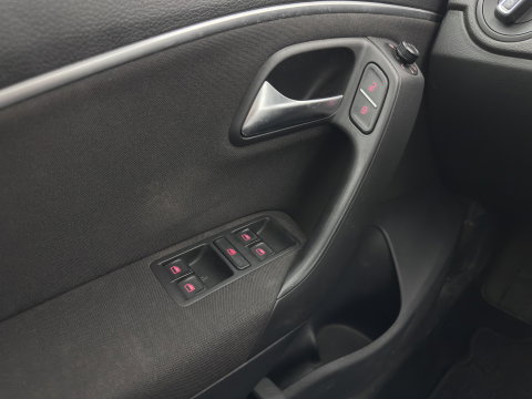 Volkswagen Polo 1.4 TDI Comfortline *AIRCO | CRUISE | COMFORT-SEATS*
