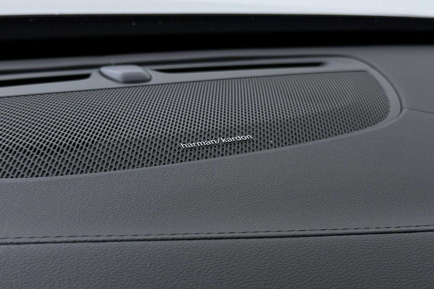 Volvo XC90 2.0 T8 Twin Engine AWD Inscription Intro Edition | Harman/Kardon | 360° Camera | Trekhaak | BLIS | Stoel+Stuurverwarming | Standkachel | Keyless | ACC