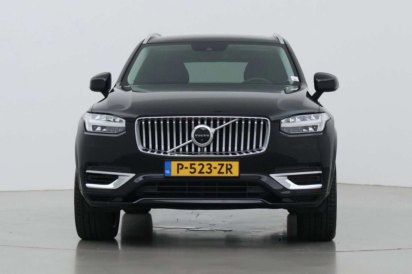 Volvo XC90 2.0 T8 Twin Engine AWD Inscription Intro Edition | Harman/Kardon | 360° Camera | Trekhaak | BLIS | Stoel+Stuurverwarming | Standkachel | Keyless | ACC