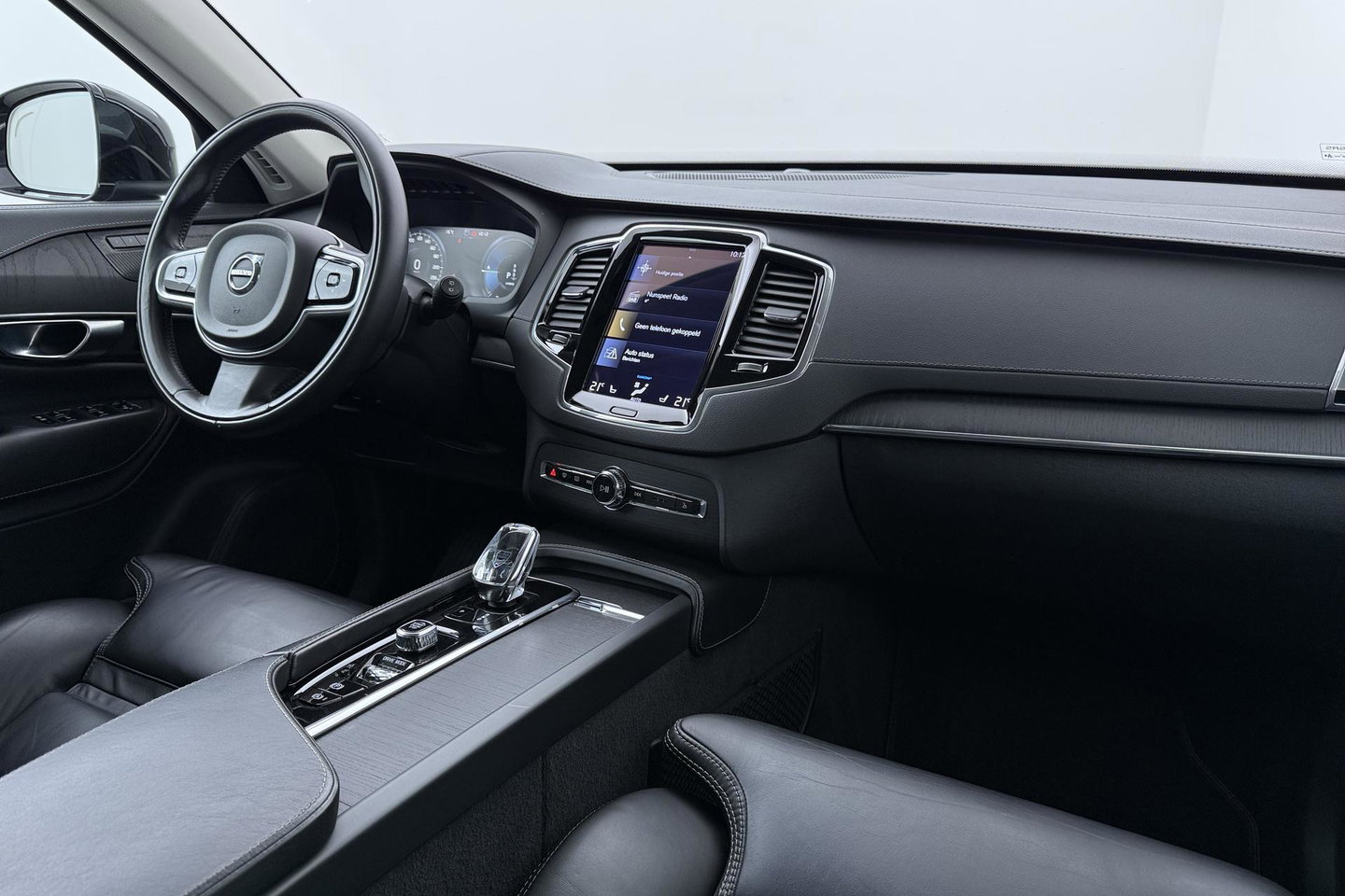 Volvo XC90 2.0 T8 Twin Engine AWD Inscription Intro Edition | Harman/Kardon | 360° Camera | Trekhaak | BLIS | Stoel+Stuurverwarming | Standkachel | Keyless | ACC