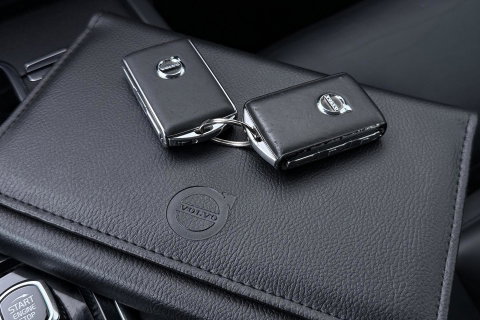 Volvo XC90 2.0 T8 Twin Engine AWD Inscription Intro Edition | Harman/Kardon | 360° Camera | Trekhaak | BLIS | Stoel+Stuurverwarming | Standkachel | Keyless | ACC