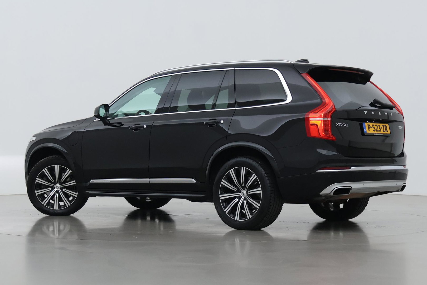 Volvo XC90 2.0 T8 Twin Engine AWD Inscription Intro Edition | Harman/Kardon | 360° Camera | Trekhaak | BLIS | Stoel+Stuurverwarming | Standkachel | Keyless | ACC