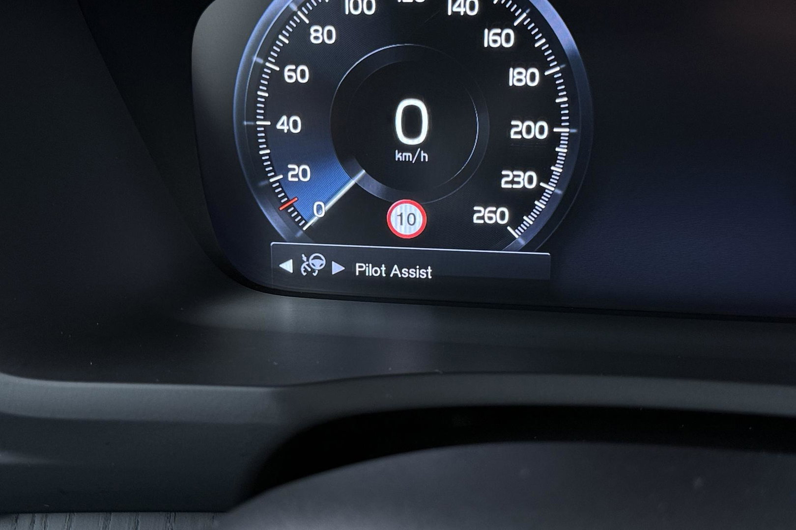 Volvo XC90 2.0 T8 Twin Engine AWD Inscription Intro Edition | Harman/Kardon | 360° Camera | Trekhaak | BLIS | Stoel+Stuurverwarming | Standkachel | Keyless | ACC