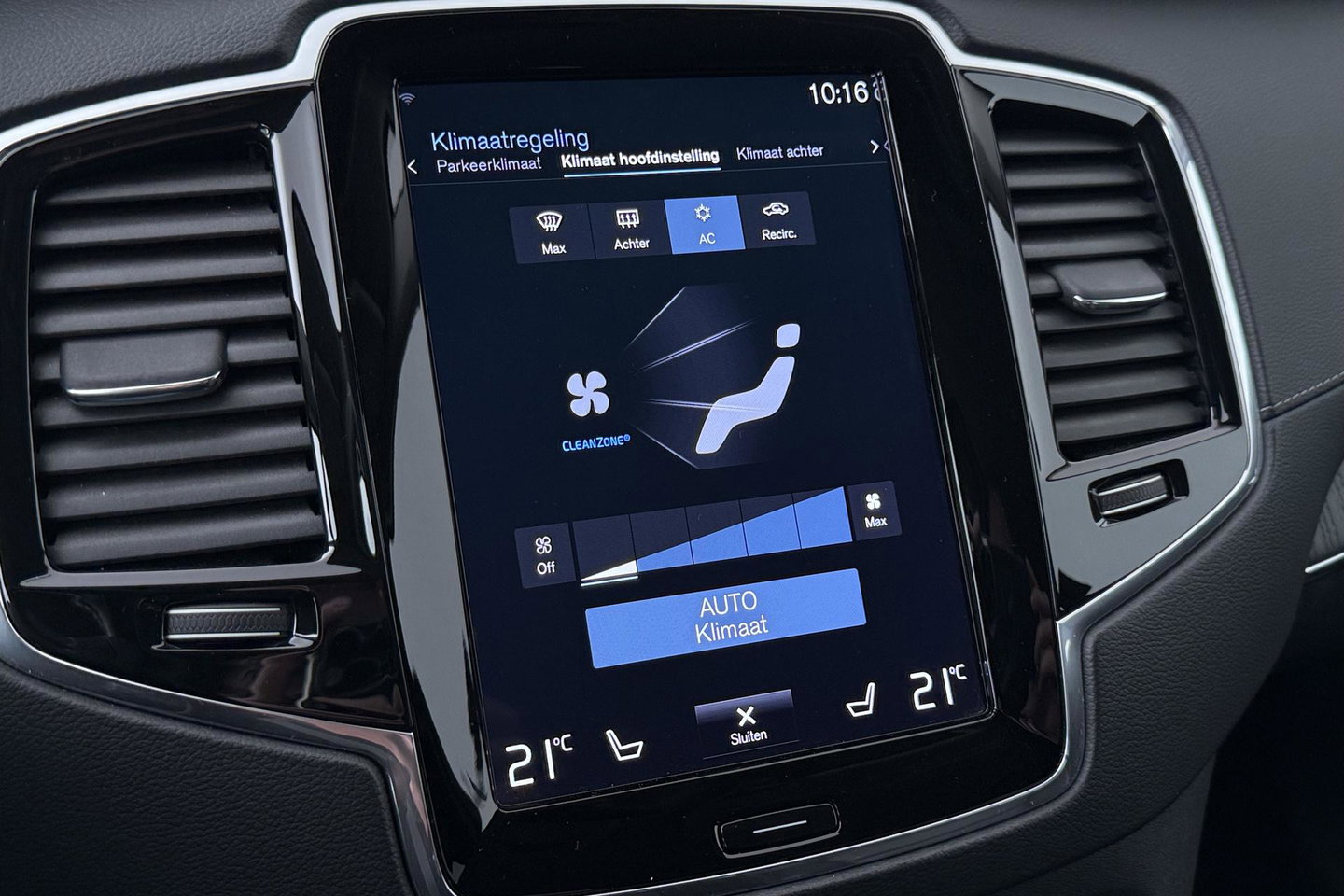 Volvo XC90 2.0 T8 Twin Engine AWD Inscription Intro Edition | Harman/Kardon | 360° Camera | Trekhaak | BLIS | Stoel+Stuurverwarming | Standkachel | Keyless | ACC