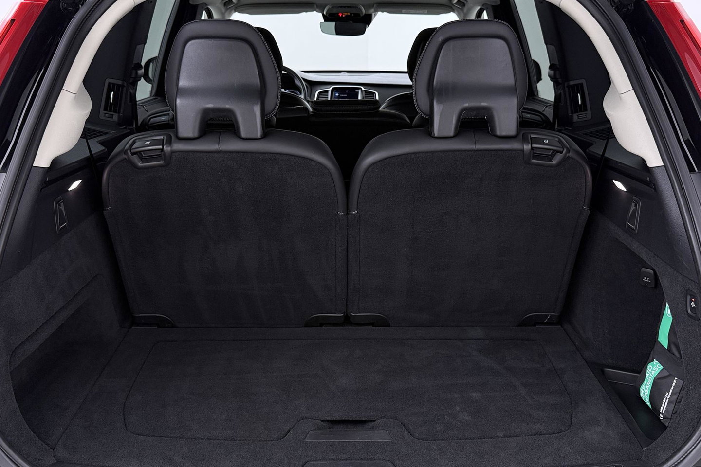 Volvo XC90 2.0 T8 Twin Engine AWD Inscription Intro Edition | Harman/Kardon | 360° Camera | Trekhaak | BLIS | Stoel+Stuurverwarming | Standkachel | Keyless | ACC