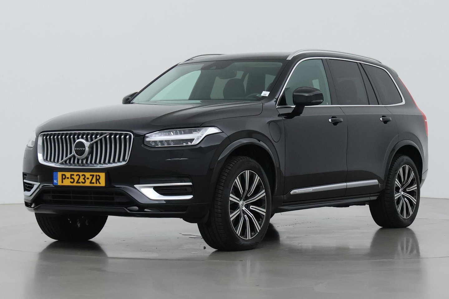 Volvo XC90 2.0 T8 Twin Engine AWD Inscription Intro Edition | Harman/Kardon | 360° Camera | Trekhaak | BLIS | Stoel+Stuurverwarming | Standkachel | Keyless | ACC