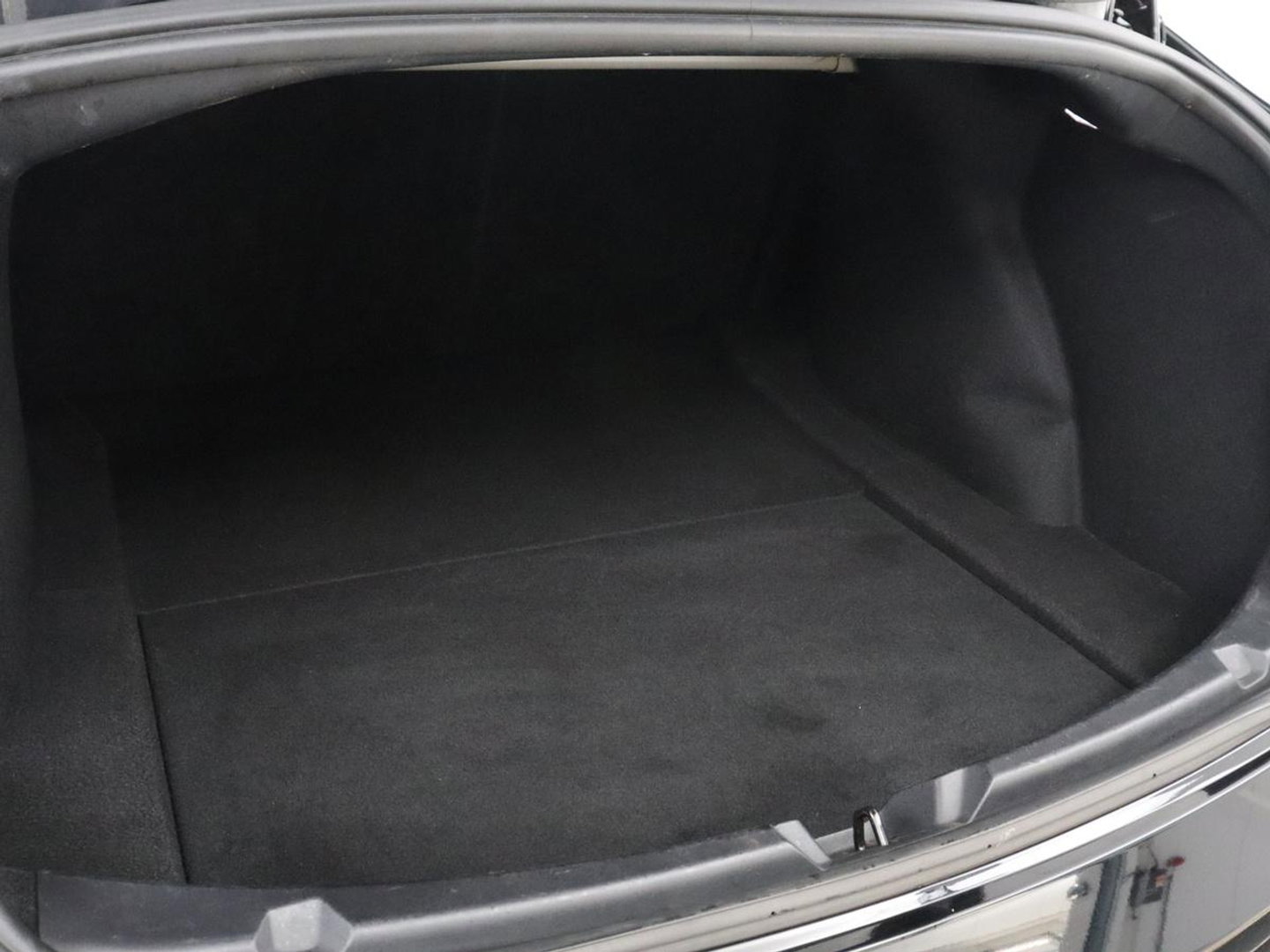 Tesla Model 3 Long Range AWD 75 kWh | SOH 92,1% | Panoramadak | Leder | Stoelverwarming | Camera | Park assist | Climate control | 18" velgen