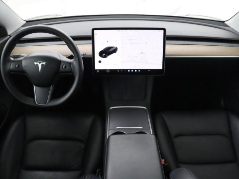 Tesla Model 3 Long Range AWD 75 kWh | SOH 92,1% | Panoramadak | Leder | Stoelverwarming | Camera | Park assist | Climate control | 18" velgen